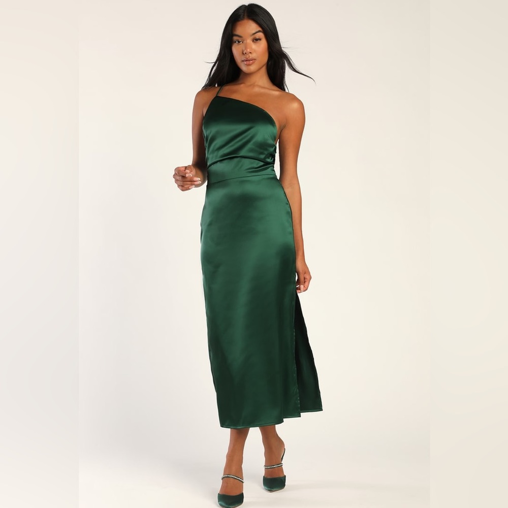 LULU’S ONE SHOULDER LACE UP MIDI DRESS NWT - Picture 2 of 10